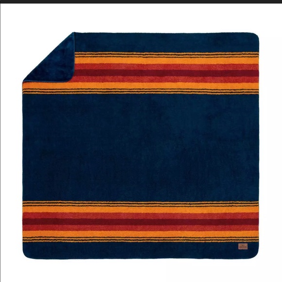Pendleton Bedding Pendleton Sherpa Fleece Blanket King Size Poshmark